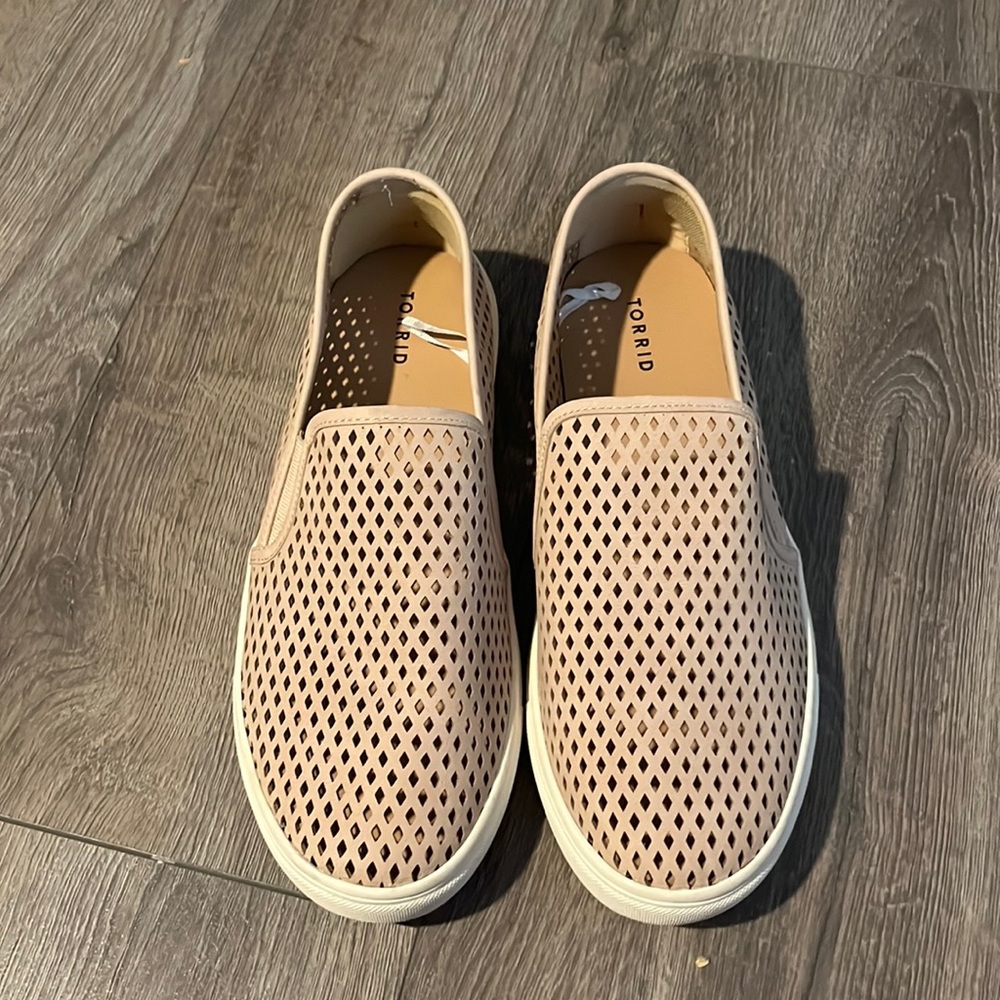 Torrid nude slip ons never worn